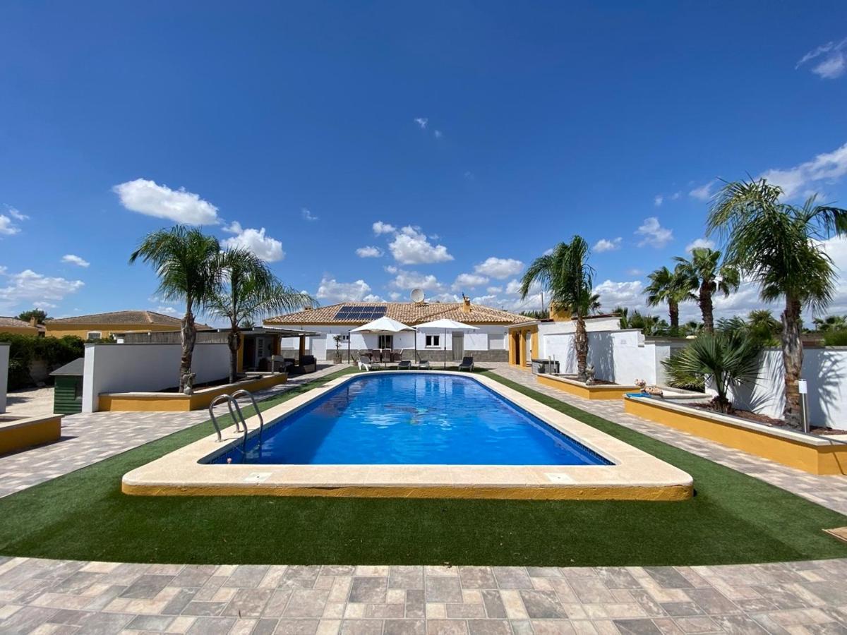 Villa Arizona Картал Экстерьер фото